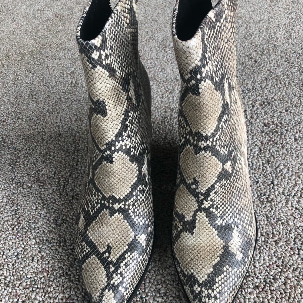 Dolce Vita Snakeskin Issa Boot, 10 - Picture 3 of 6